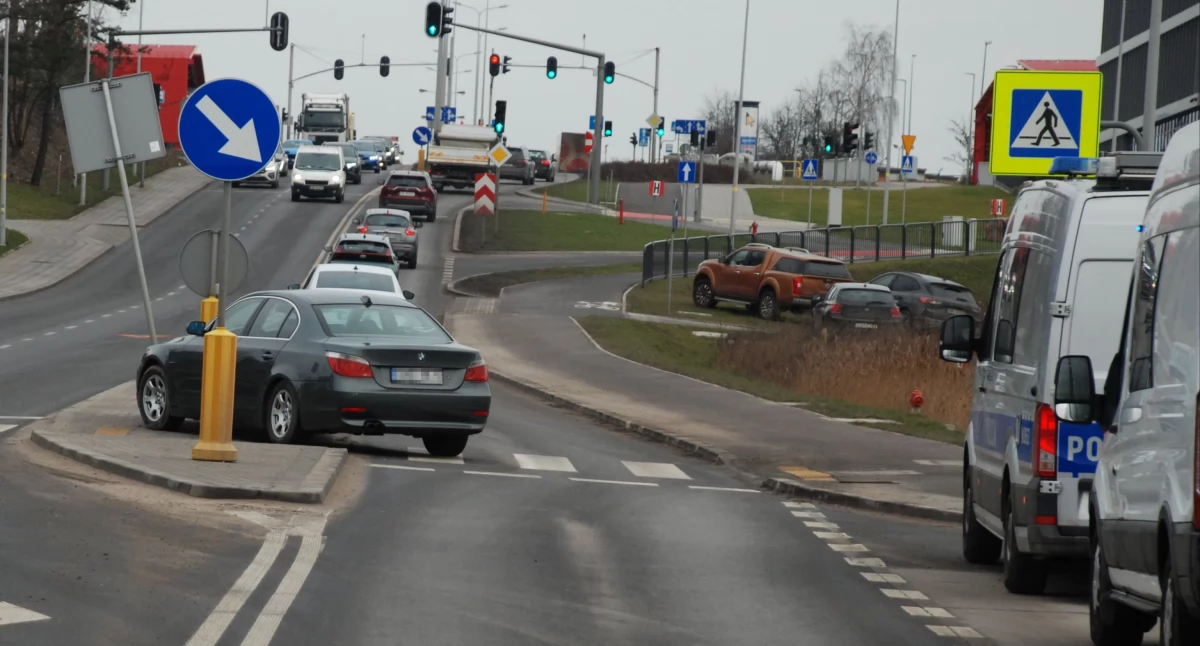 Wypadki, wypadki pieszymi jednego osoby trafiły szpitala - zdjęcie, fotografia