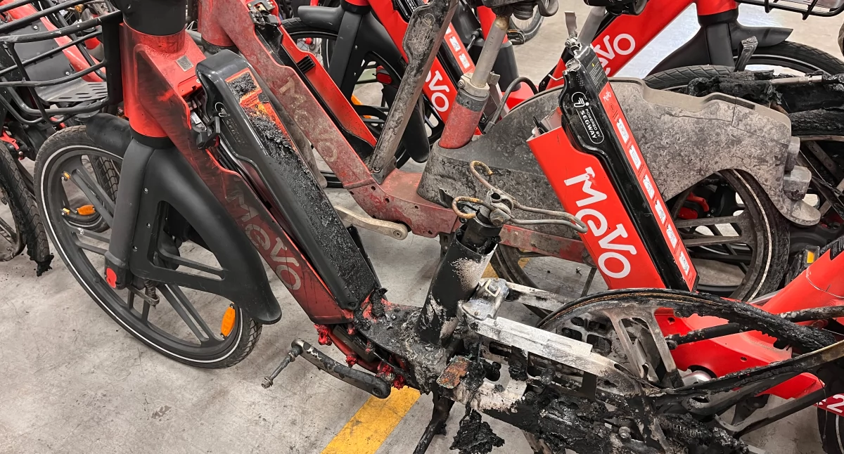 Spalony rower Mevo, zdjęcie niezwiązane z pożarem na Przeróbce