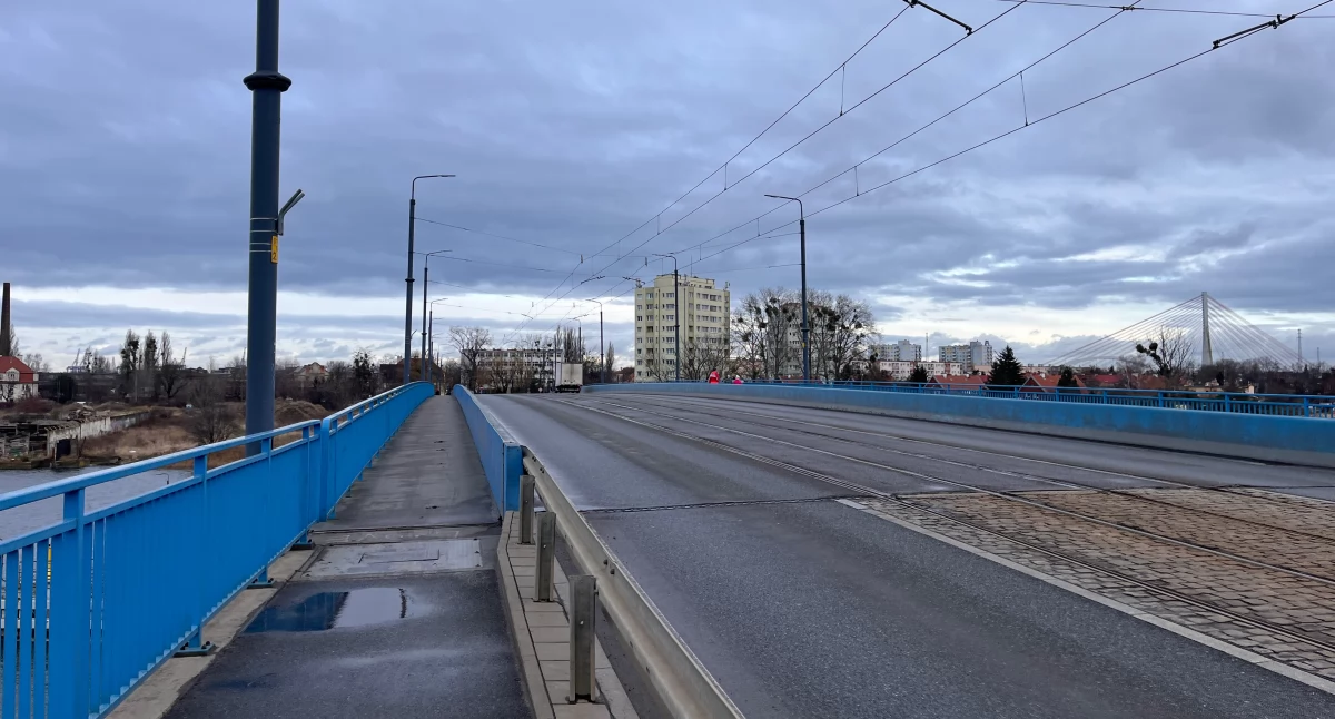 Drogi, Piesi rowerzyści wrócą Siennicki kilka miesięcy decyzja - zdjęcie, fotografia