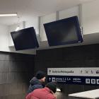 Nie działa wyświetlacz przy wejściu do tunelu oraz w samym budynku dworca
